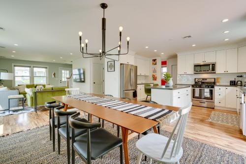 Keansburg House | Gorgeous Keansburg Home w/Pool: Walk to Beach!