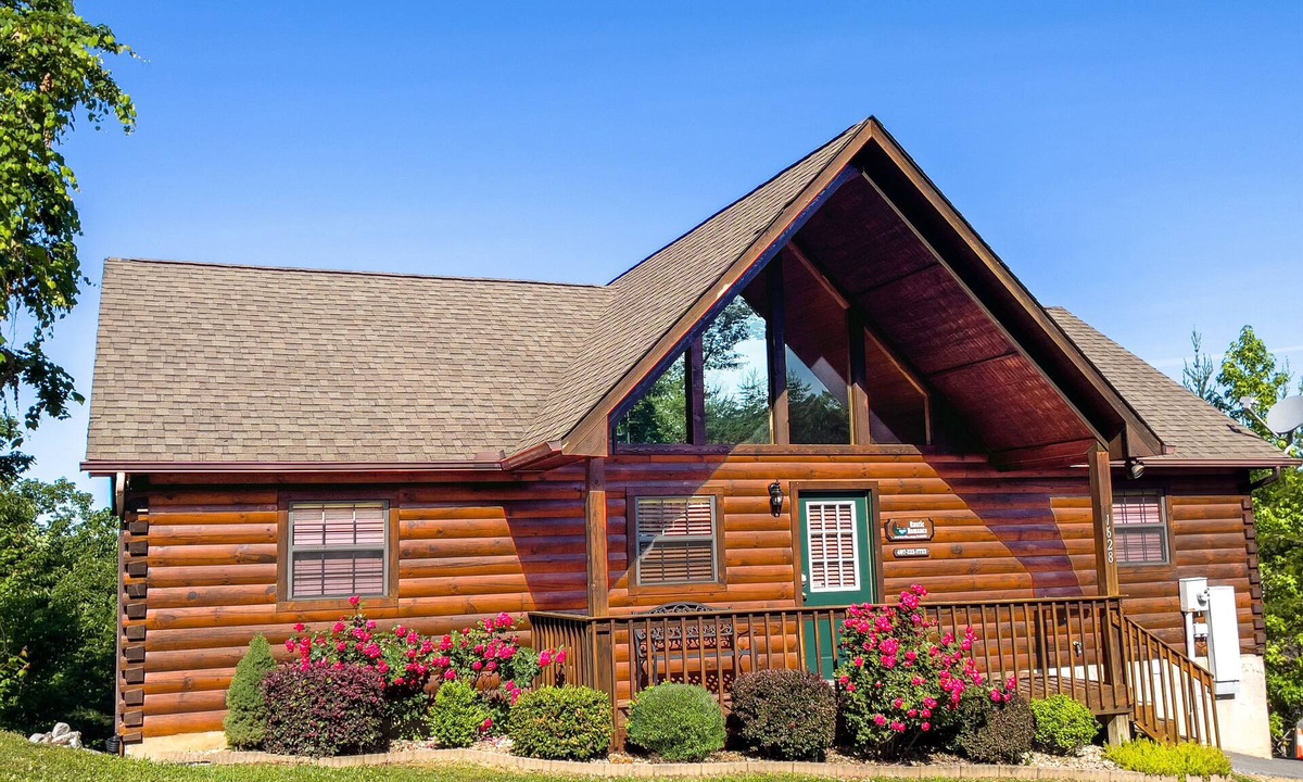 Sevierville Cabin | Gorgeous Mtn Sunset View/See Dollywood Nightly Fireworks On Deck Jun 15 - Aug 2
