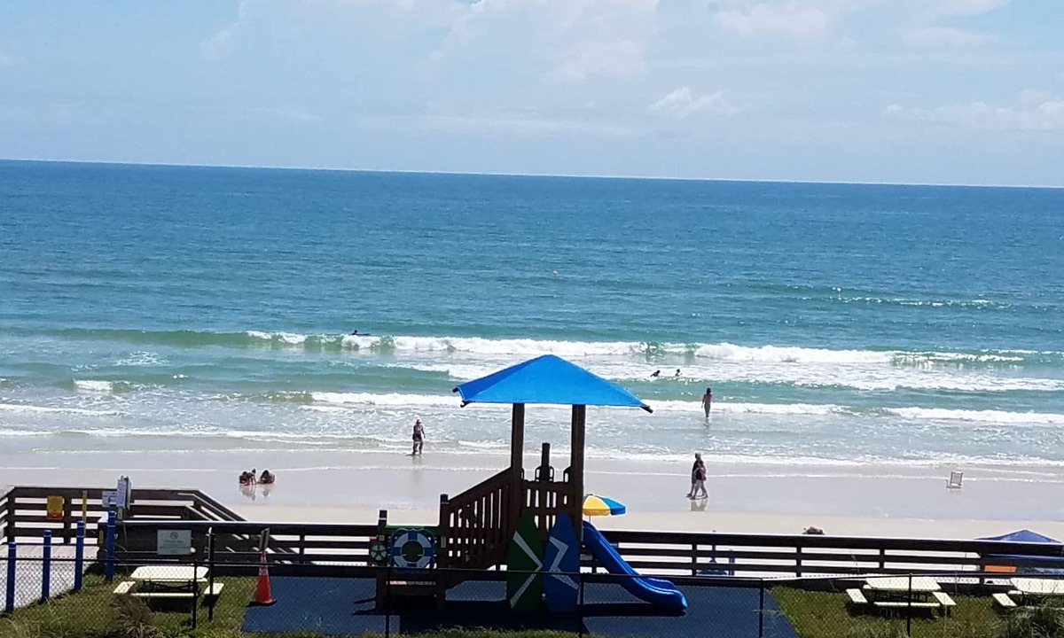 Lenox Park Apartment | Gorgeous Ocean View! January Dates Available