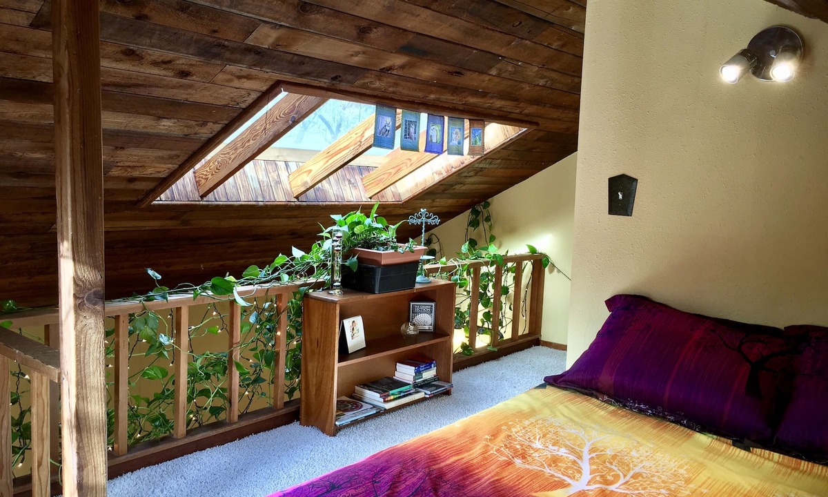 Southeast Eugene Cabin | Gorgeous Pacific Northwest Private Lodge in Southeast Eugene