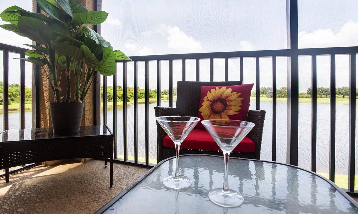 Bradenton Condo | Gorgeous River Strand 2 bedroom 2 bath condo