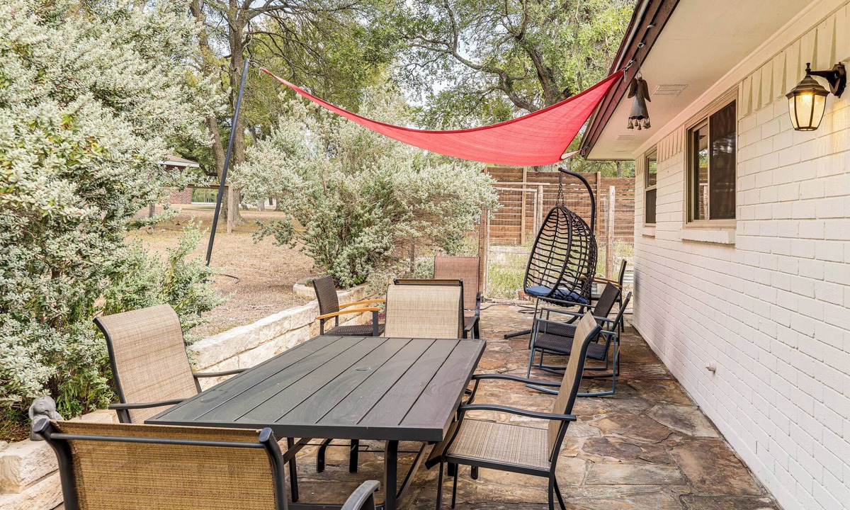 San Marcos House | Gorgeous San Marco Home w/Patio & Grill!