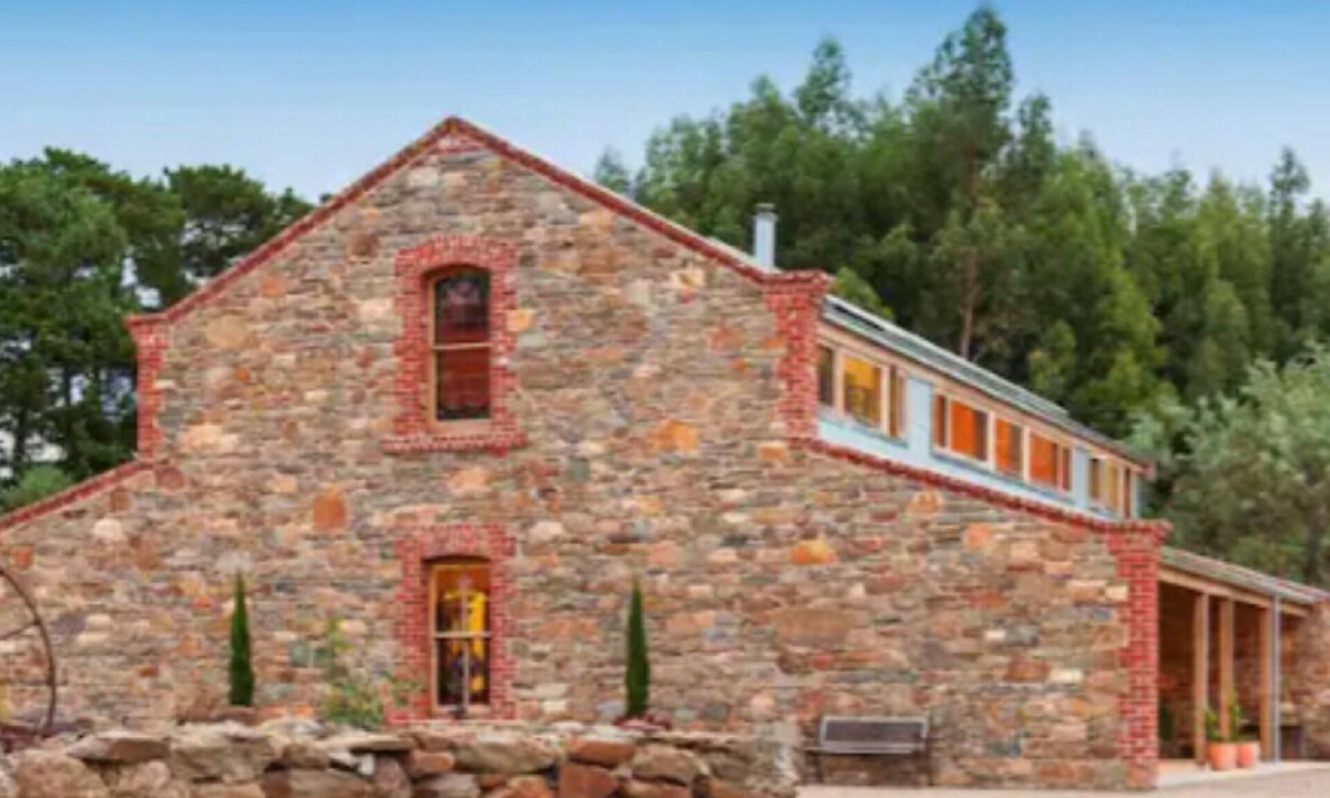 Talunga Other | Gorgeous Stone Barn in the Adelaide Hills