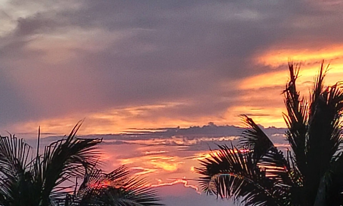 Key Largo Condo | Gorgeous Sunsets from Your Balcony in Moon Bay/Walk to nearby restaurants