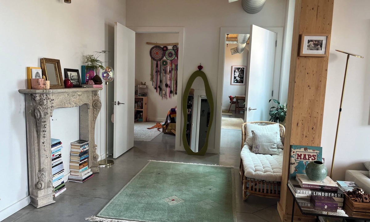 Williamsburg Apartment | Gorgeous two bedroom with a huge terrace