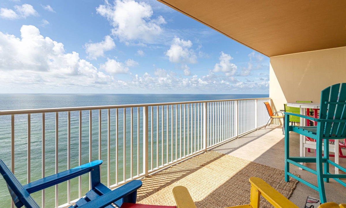 Gulf Shores Condo | Gorgeous Unit! Direct Ocean View. Updated Unit!