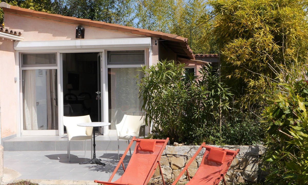 Mougins Apartment | Gorgous, independent studio with terraces