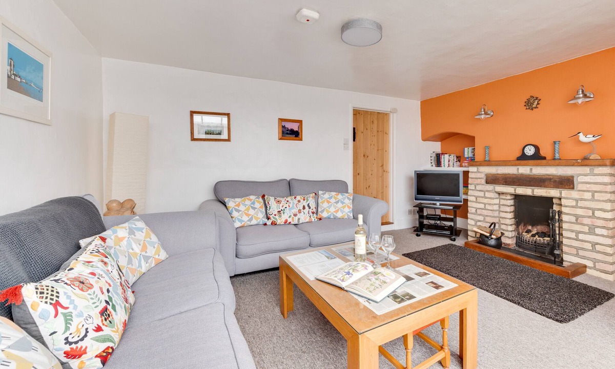 Westleton House | Gorse Cottage - Westleton