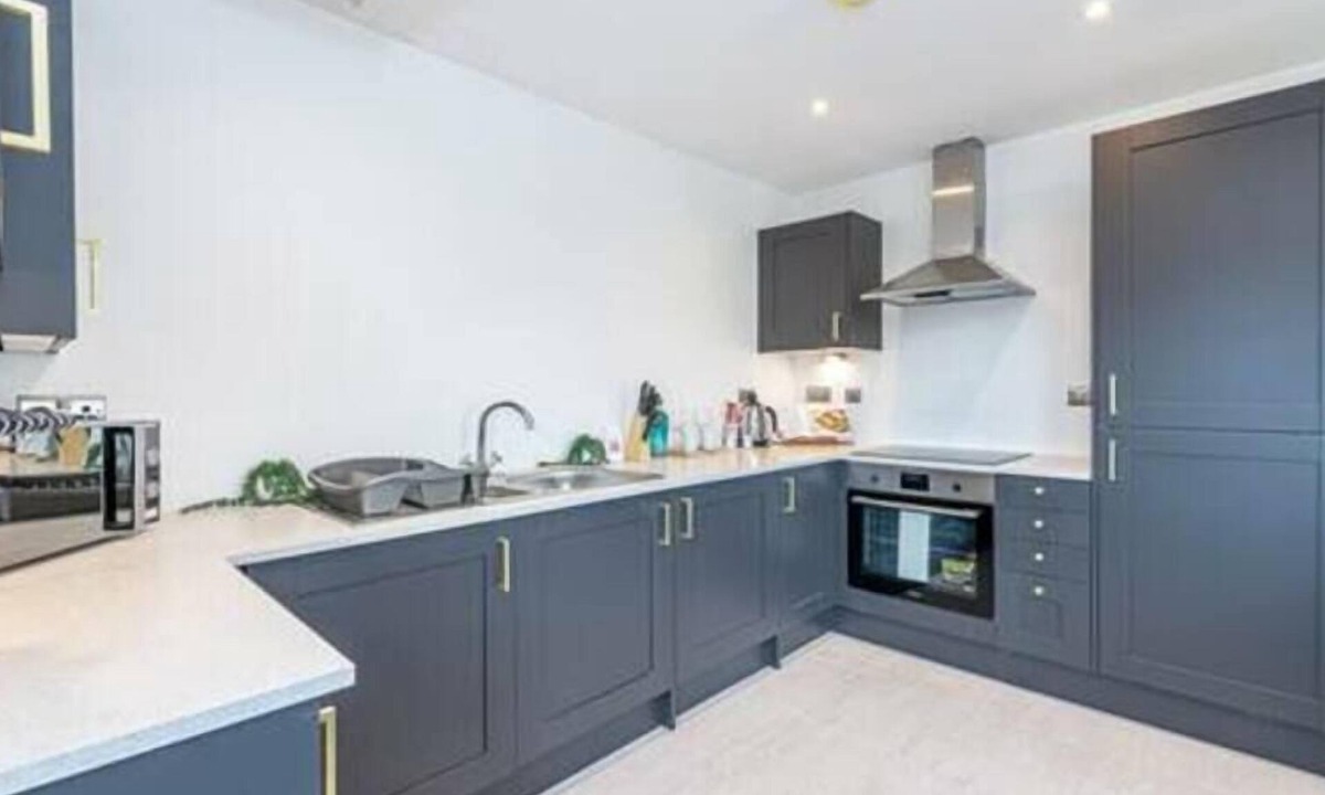 Heswall Apartment | Gospel Heights 1 Bed Apt