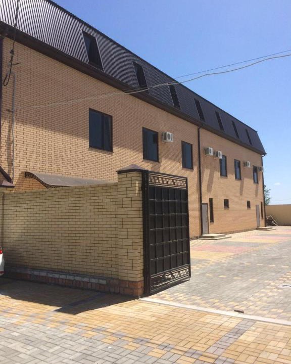 Neftekumsk Hotel | Gostiniy Dvor Inn