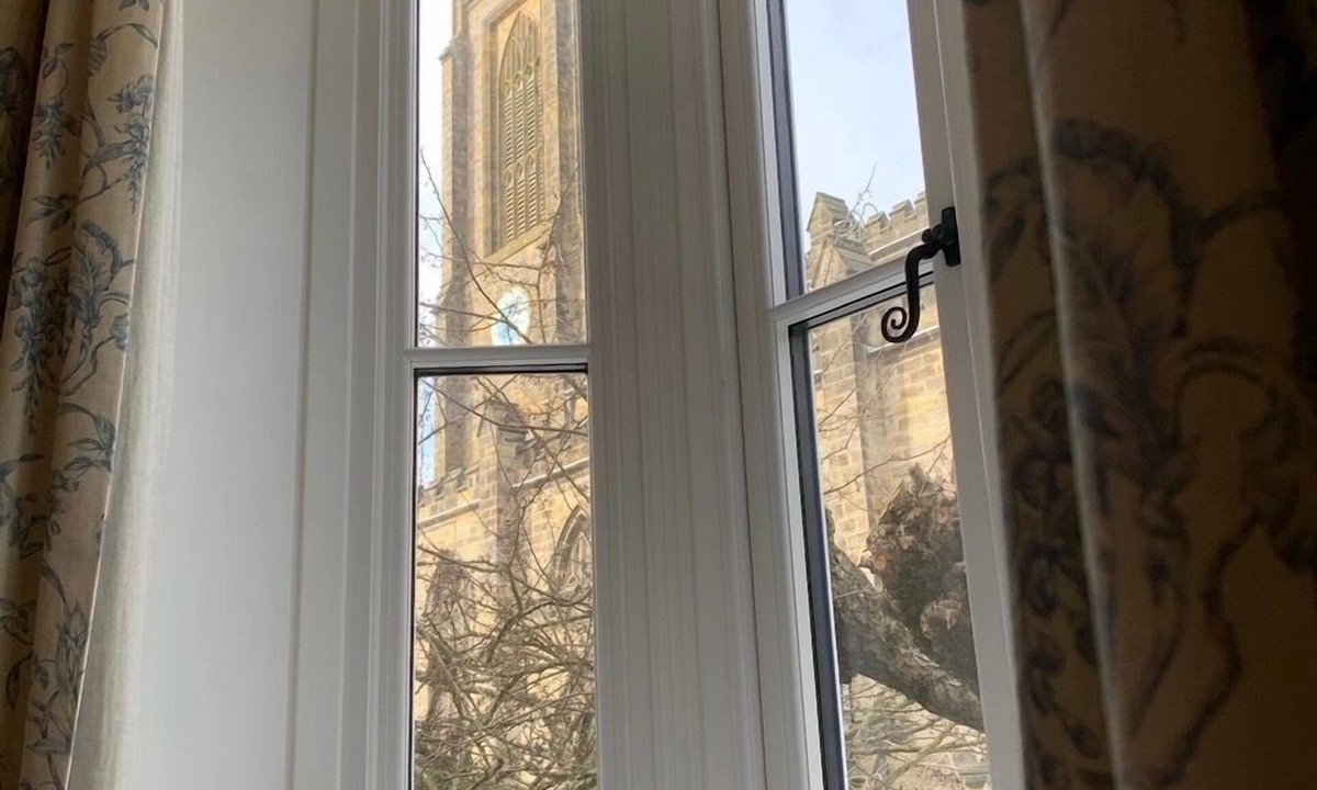 East Grinstead Bed & Breakfast | Gothic House