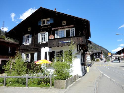 Wassen Hostel | Gotthard Backpacker