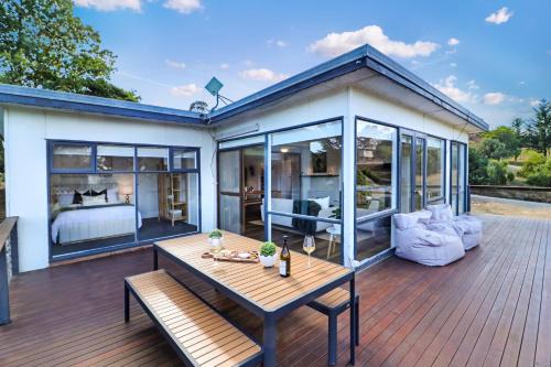 Goughs Bay House | Goughs Gem