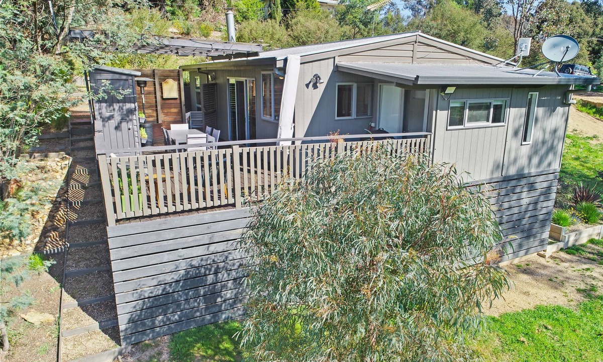 Goughs Bay House | Goughs Hideaway - Minutes from Lake Eildon