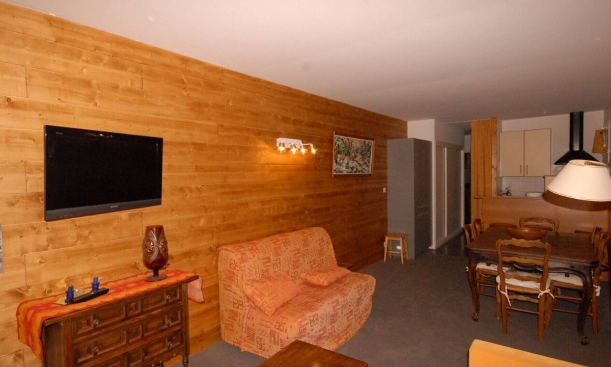 Eaux-Bonnes Apartment | Gourette, cozy apt, 6 ppl, pets allowed
