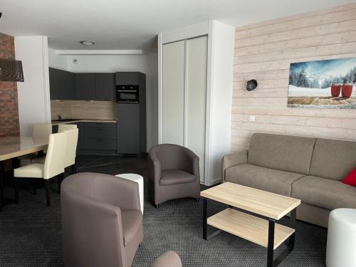 Eaux-Bonnes Apartment | Gourette - Studio cabine 65m² pour 8 pers., animaux admis, draps inclus - FR-1-860-13