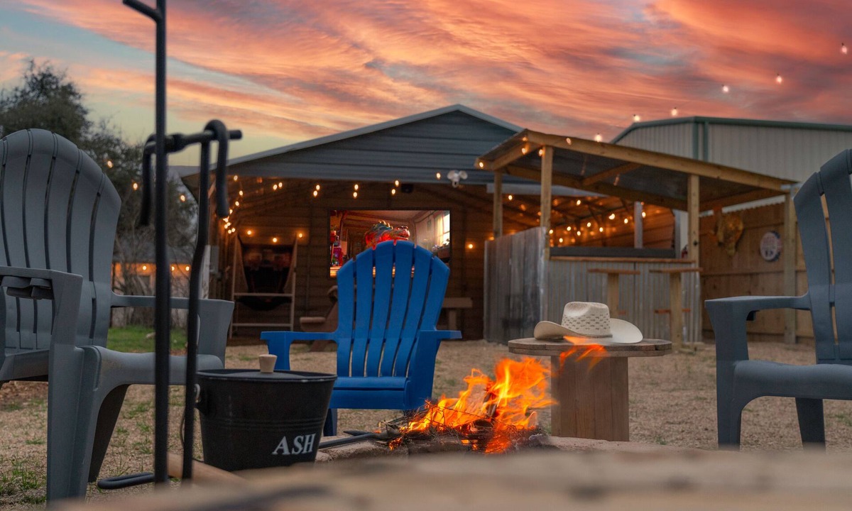 Canyon Lake House | Gourmet Kitchen, Firepit & Game Barn Fun