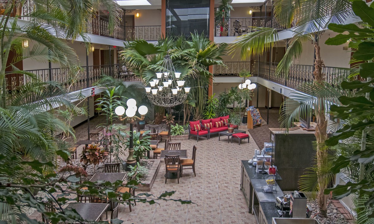 Wheatland Hotel | Governor's Suites Hotel Oklahoma City Airport Area