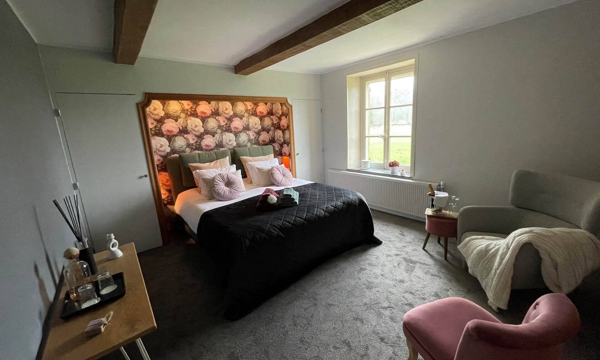 Vendresse House | Governor's Tower - Maison Longue