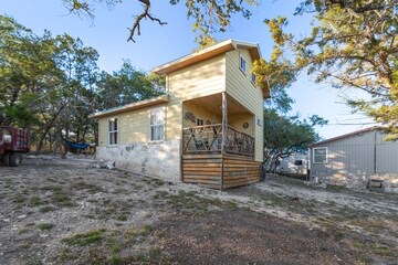 Blanco Cabin | Grace Cabin in Blanco