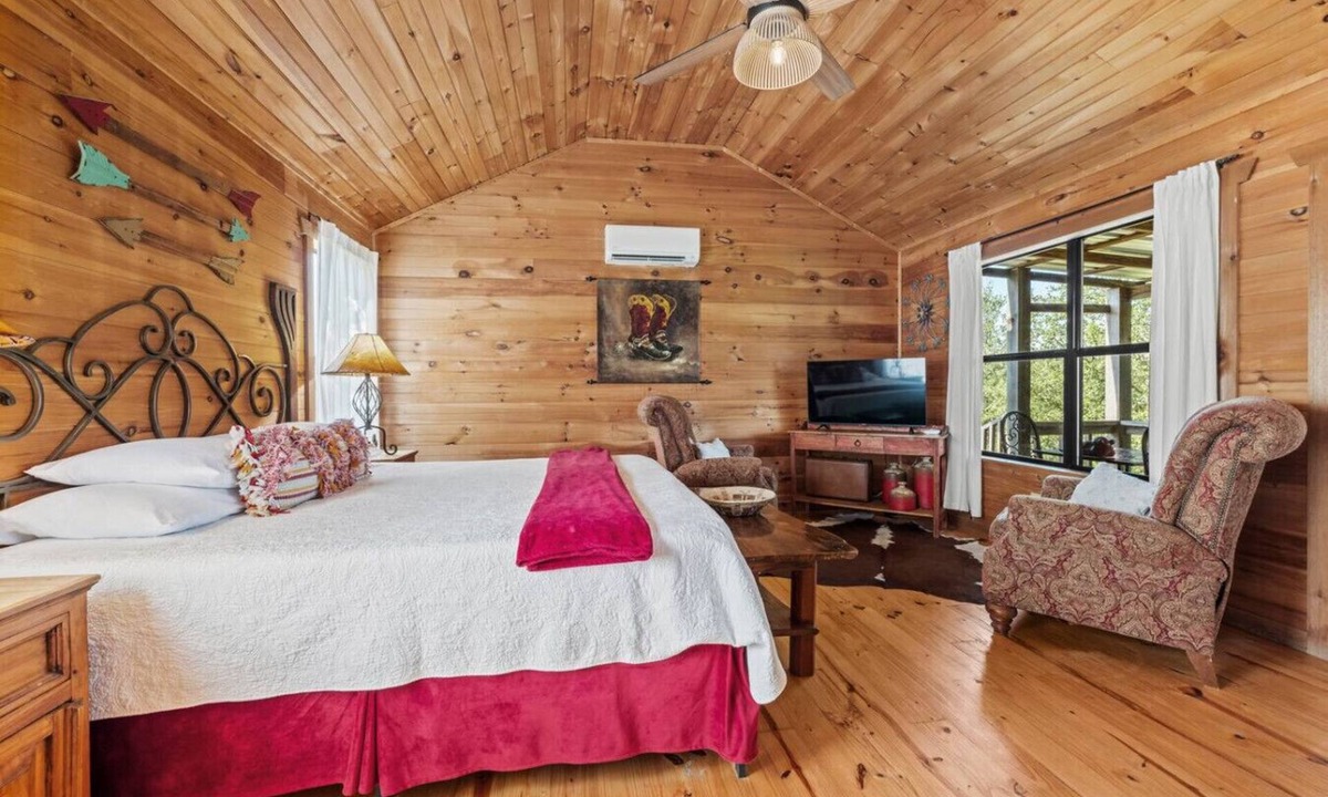 Fredericksburg House | Grace -City on a Hill at Spring Creek