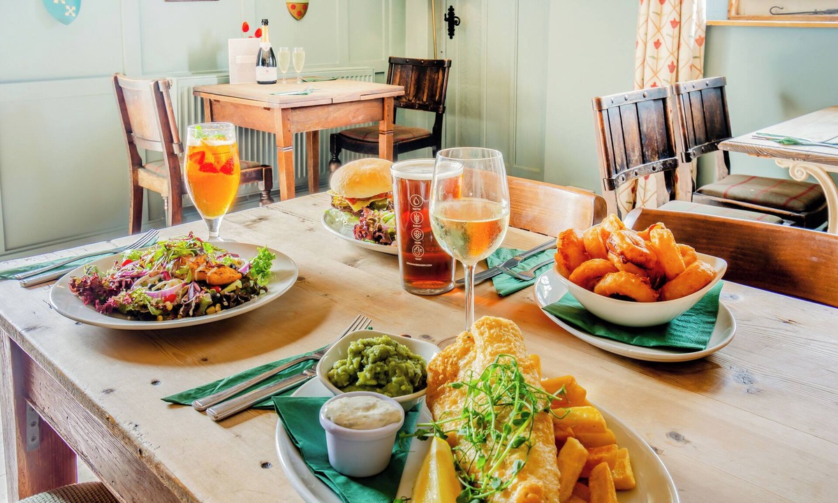 East Dean and Friston Bed & Breakfast | Grace - Tiger Inn