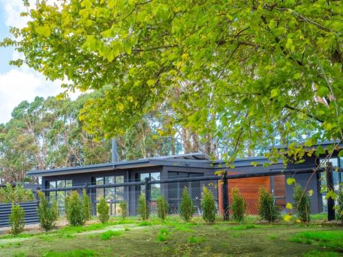 Main Ridge Apartment | Gracie's Lane Villa 1