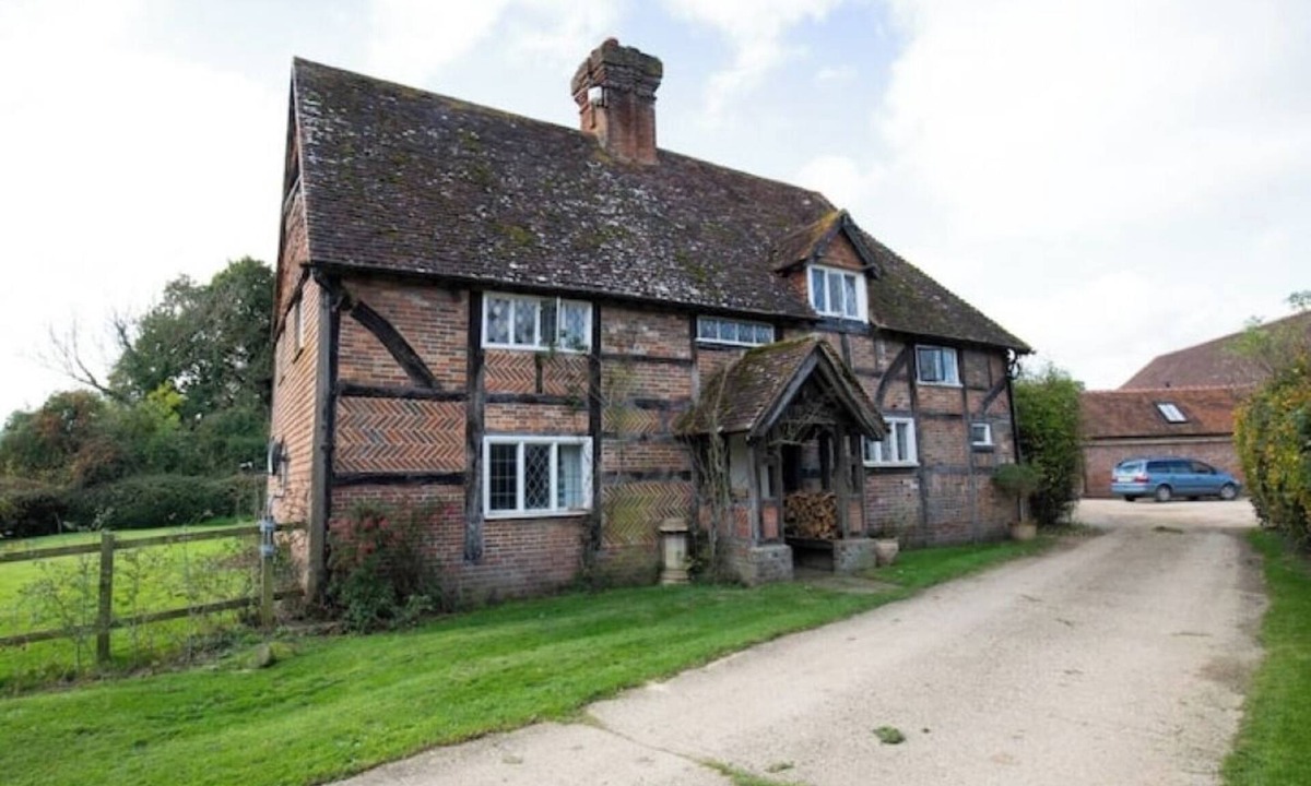 Haslemere Other | Grade 2 Listed Rural Farm House