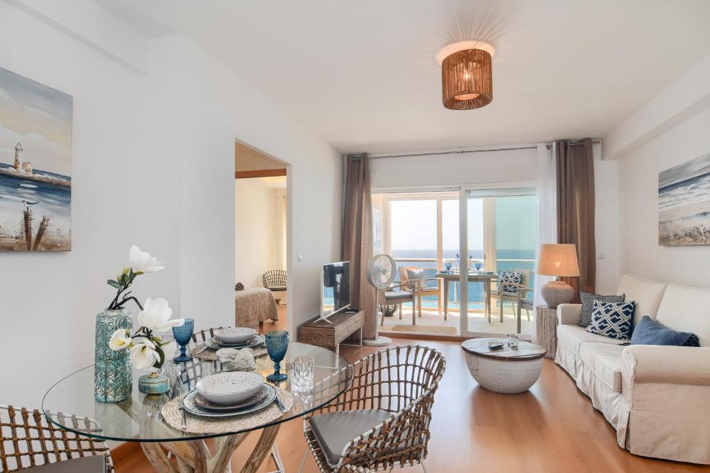 El Portet Apartment | Graham Holiday Rentals - El Portet Moraira