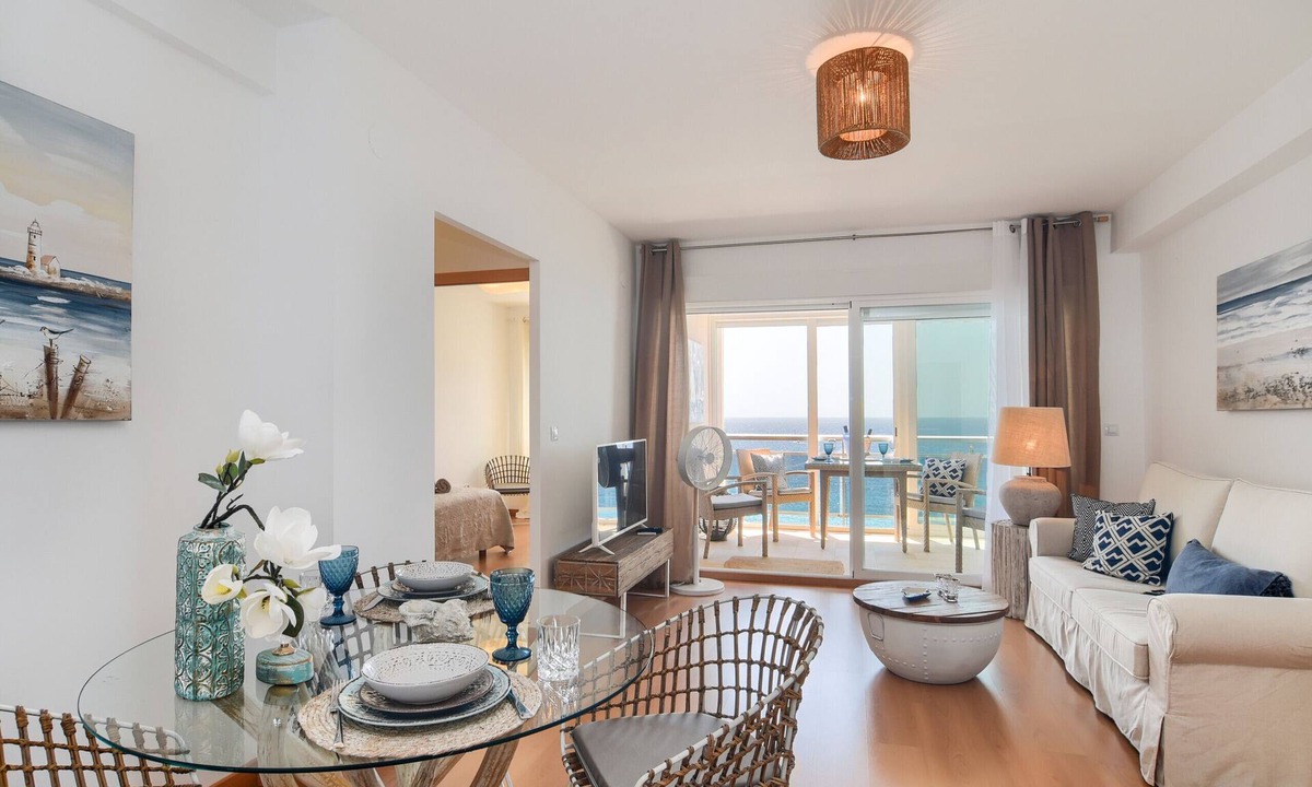 El Portet Apartment | Graham Holiday Rentals - El Portet Moraira