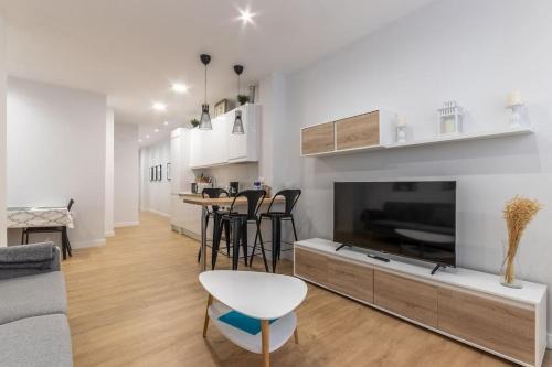 Uribarri Apartment | Gran apto a 5 min de casco viejo. Familias, grupos