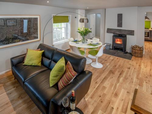 Gatehouse-of-Fleet House | Granary