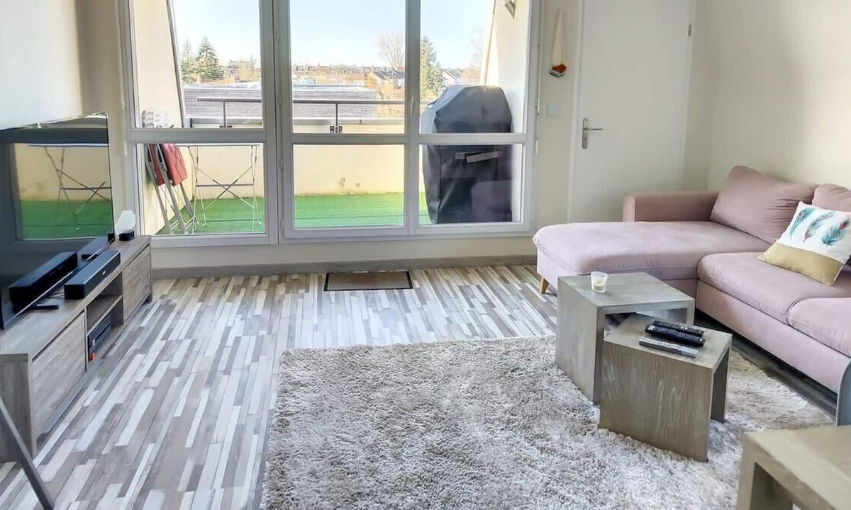 Amiens Apartment | Grand Appart terrasse parking spacieux wifi 4pers