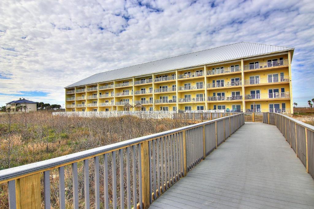 Port Aransas Apartment | Grand Caribbean 1007 Condo