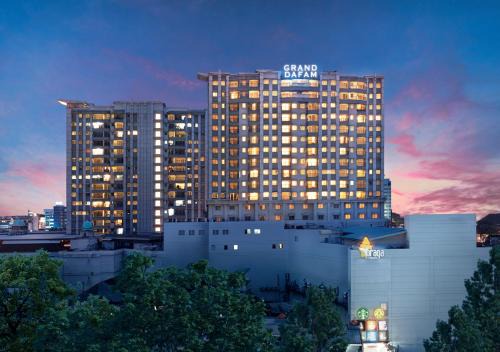 Braga Hotel | Grand Dafam Braga Bandung