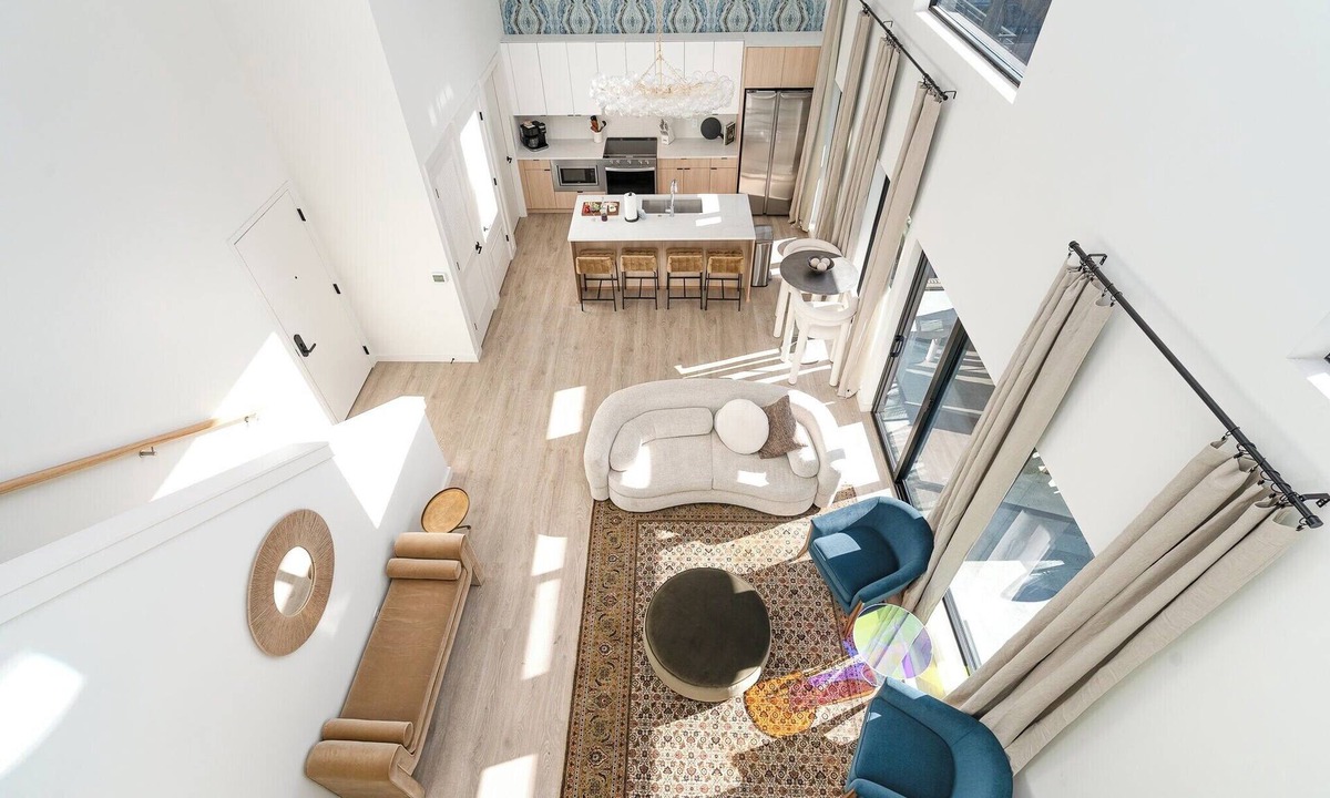 Eighth Avenue Condo | Grand Downtown Mega! 2 Condos w/Pool & Gym! Walk to Broadway! Sleeps 16+