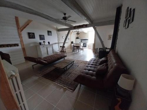 Laguian-Mazous House | Grand espace 140m2 dans ferme familiale