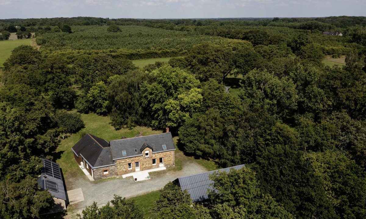 Plesse House | Grand Gite DE Campagne