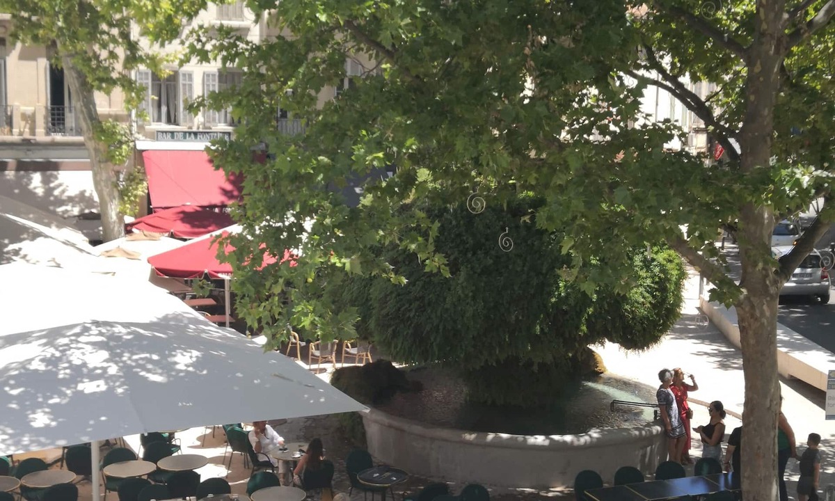 Salon-de-Provence Hotel | Grand Hôtel De La Poste