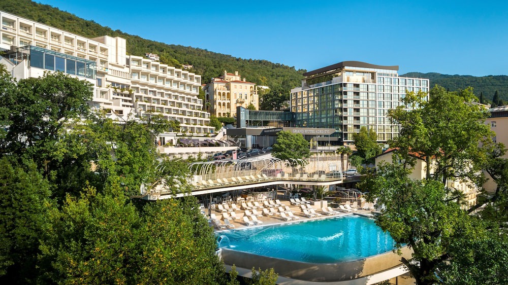Opatija Hotel | Grand Hotel Adriatic II