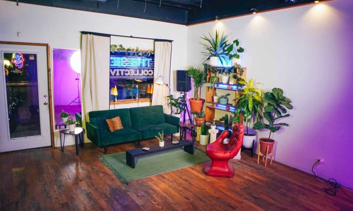 West Town Hotel | Grand House
