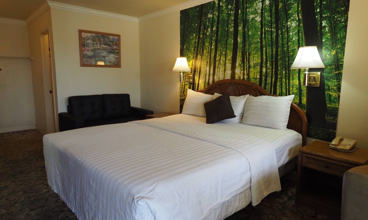 Monterey Park Hotel | Grand Inn