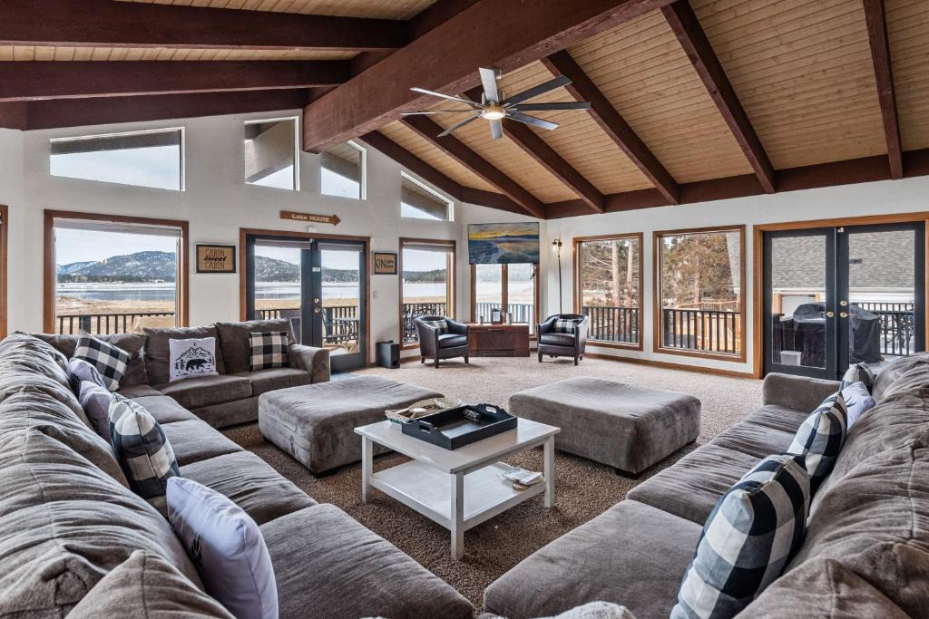 Big Bear Lake House | Grand Lakefront Escape