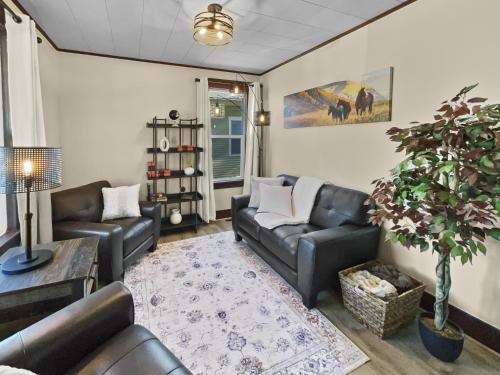 Grand Junction House | Grand Lodge home