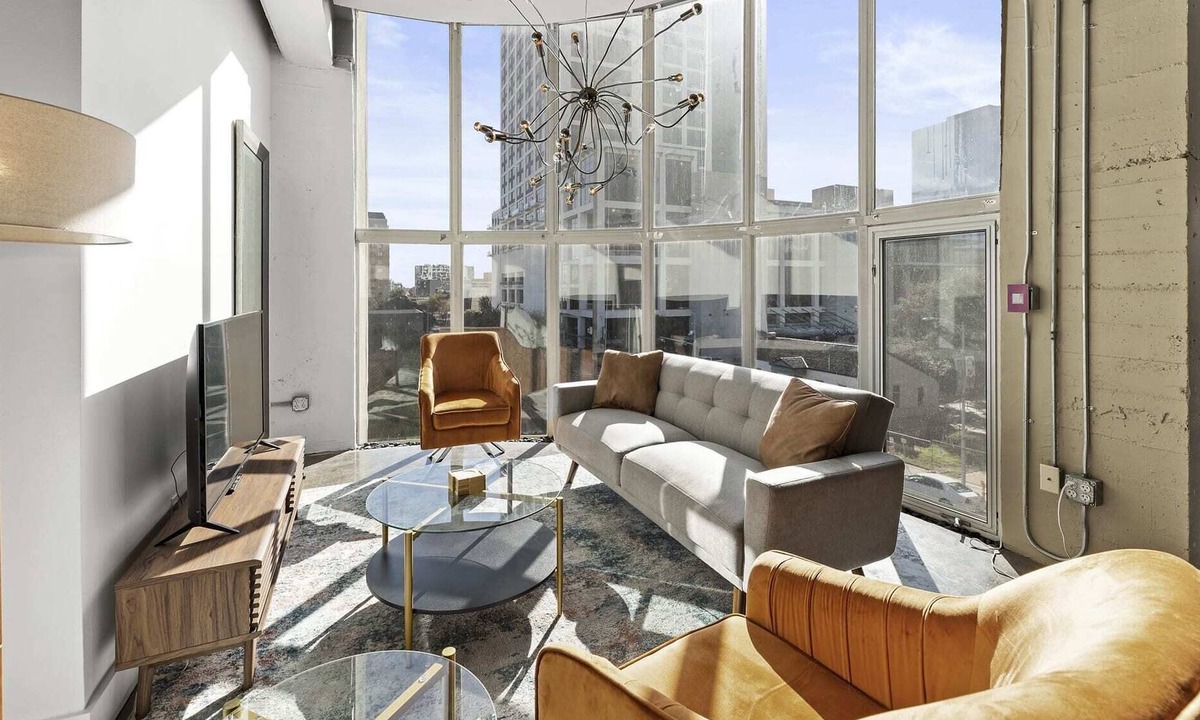 Downtown Austin Apartment | Grand Loft on 5th St