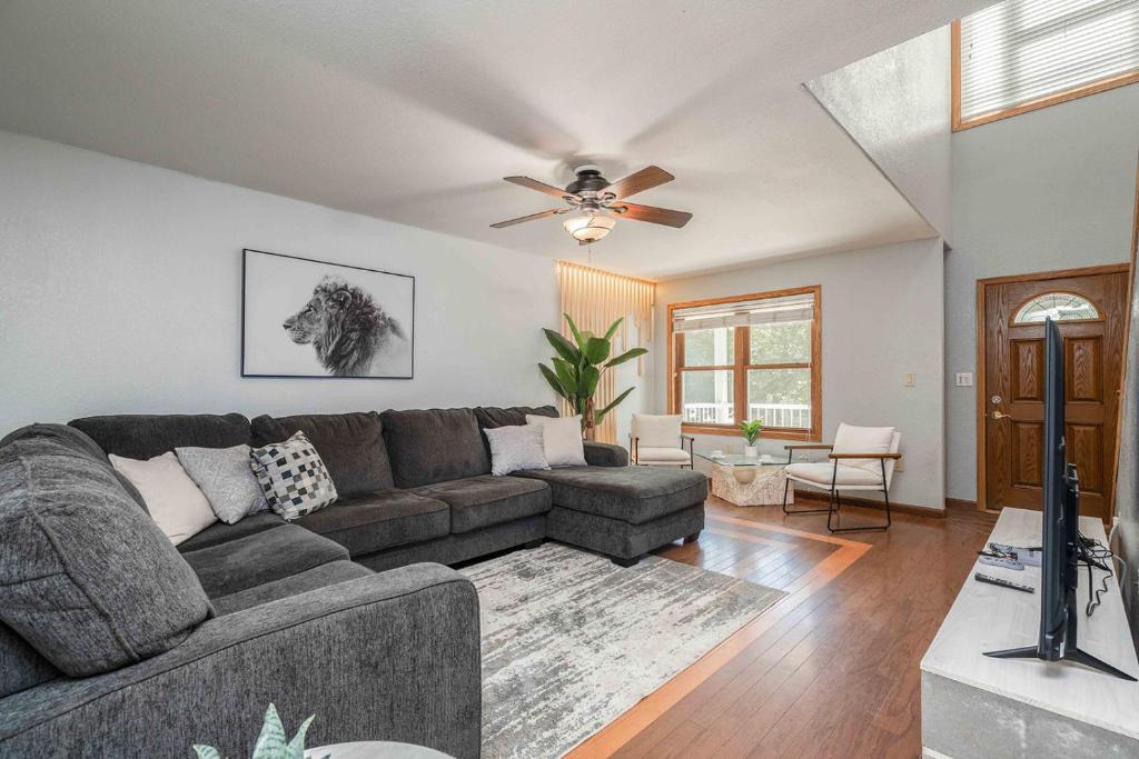 Sioux Falls Villa | Grand Palace