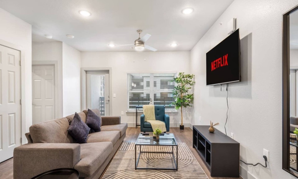 Grand Prairie Apartment | Grand Prairie 1BR | IKEA, Epic Waters, Bass Pro