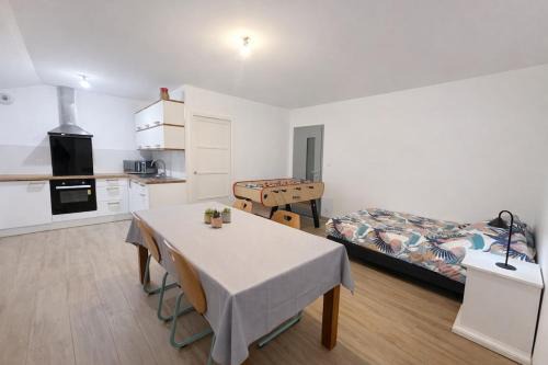 Guipry-Messac Apartment | Grand studio équipé indépendant