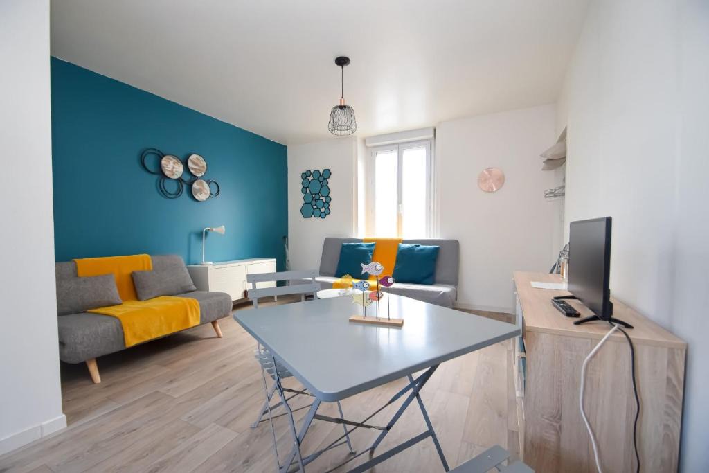 Dinard Apartment | Grand studio au coeur de Dinard à 1min du marché et 6min plage de l'Écluse