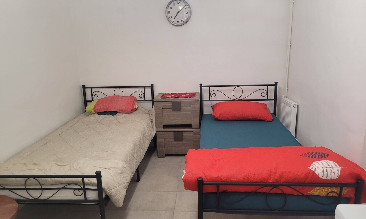 Goussainville Apartment | Grand Studio